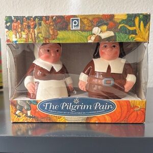 New In Box The Pilgrim Pair Salt & Pepper Shakers - Publix